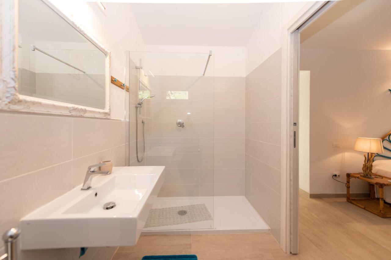 B&B Bithia Chia Eksteriør billede
